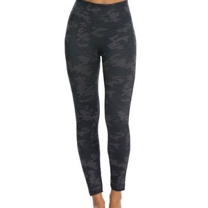 Spanx look at me now seamless leggings